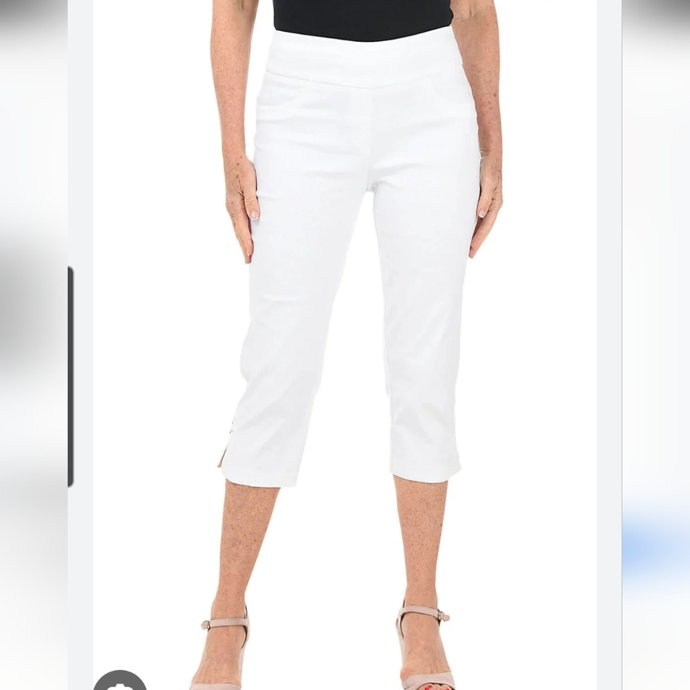 Slimsation By Multiples White Capris